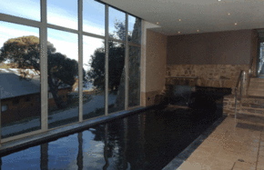 Breathtaker on High Spa Retreat - Southport Accommodation