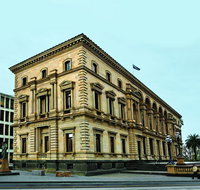 Old Treasury Building - Southport Accommodation