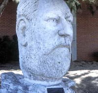 Sir John Forrest Monument - Accommodation Southport