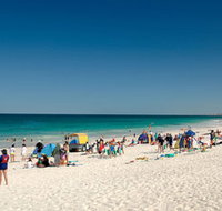 Mullaloo Beach - Southport Accommodation