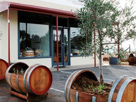 Illalangi - Southport Accommodation 0