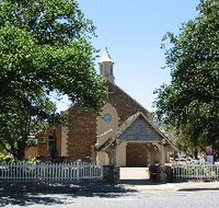 St George Church and Cemetery Tours - Southport Accommodation
