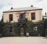 Clos Clare - Southport Accommodation