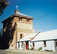 The Oakbank Weaver - Southport Accommodation