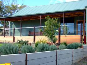 Willunga Creek Wines - Southport Accommodation 0
