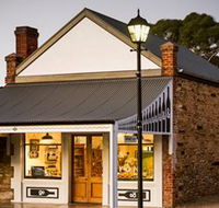 Hither and Yon Wines - Southport Accommodation