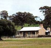 Fernfield Wines - Accommodation Southport