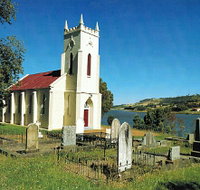 St Matthias Anglican Church - Southport Accommodation