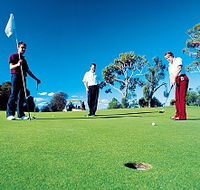 Queenstown Golf Club - Southport Accommodation