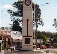 Goomeri War Memorial Clock - Southport Accommodation