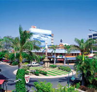 The Whaling Wall - Accommodation Southport