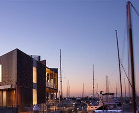 Queenscliff Harbour - Southport Accommodation 0