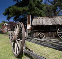 Old Gippstown - Southport Accommodation