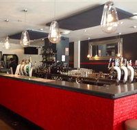 The White Horse Hotel - Southport Accommodation