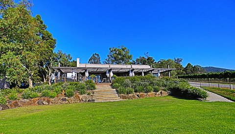 GREENSTONE VINEYARDS - Accommodation Southport 1