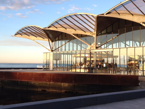 The Carousel - Southport Accommodation 2