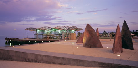 The Carousel - Southport Accommodation 3