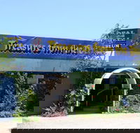 Treasures from the Deep - Opal and Shell Museum - Accommodation Southport