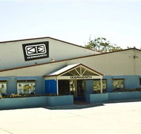 Ocean and Earth Factory Outlet - Southport Accommodation