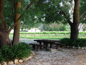 Verdun Park Wines - Southport Accommodation 0