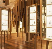 e.g.etal Contemporary Jewellery and Objects - Southport Accommodation