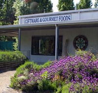 Crisp Galleries - Southport Accommodation