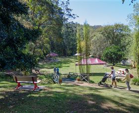 Spring Bluff Railway Station - Southport Accommodation 2