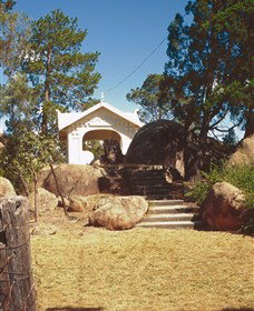Stanthorpe Soldiers Memorial - Southport Accommodation 1