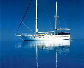 A Luxury Yacht On Sydney Harbour - Southport Accommodation 0