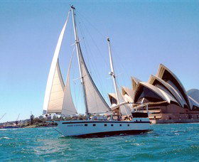 A Luxury Yacht On Sydney Harbour - Southport Accommodation 1