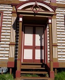 Barcaldine Masonic Lodge - Southport Accommodation 0