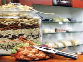 Almondco Almond Hut - Accommodation Southport 1