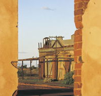 Kookynie Ruins - Southport Accommodation