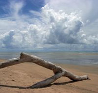 Toolakea Beach - Southport Accommodation