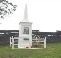 Evelyn Scrub War Memorial - Southport Accommodation