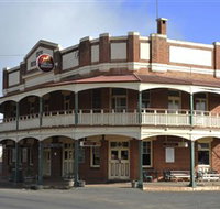 Royal Hotel Weethalle - Southport Accommodation
