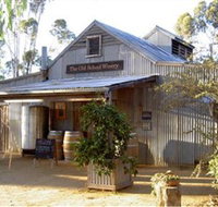 The Old School Winery and Pottery - Accommodation Southport