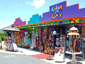 Colour Me Crazy - Southport Accommodation 0
