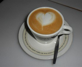 Breretons Bakery And Coffee Lounge - Southport Accommodation 2