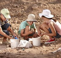 Mt Hay Gemstone Tourist Park - Accommodation Southport