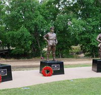 VC Memorial Park - Honouring Our Heroes - Southport Accommodation