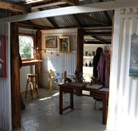 Tin Shed Gallery - Accommodation Southport