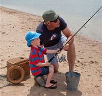 Lake Dyer - Southport Accommodation