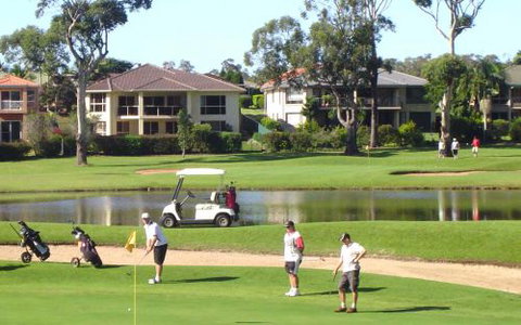 Emerald Downs Golf Course - Accommodation Southport 1