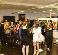 Bondi Art Lounge - Accommodation Southport