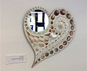 Bondi Art Lounge - Southport Accommodation 3