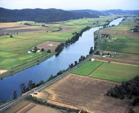 The Clarence River - Southport Accommodation 0