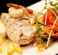 Manning River Hotel - Southport Accommodation