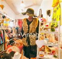 Arts Vintage and Retro Trail