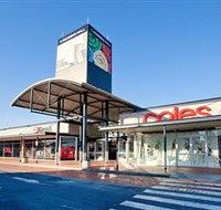 Manning Mall - Southport Accommodation